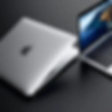 Design Comparison of MacBook Air and MacBook Pro Comparison of MacBook Air and MacBook Pro designs